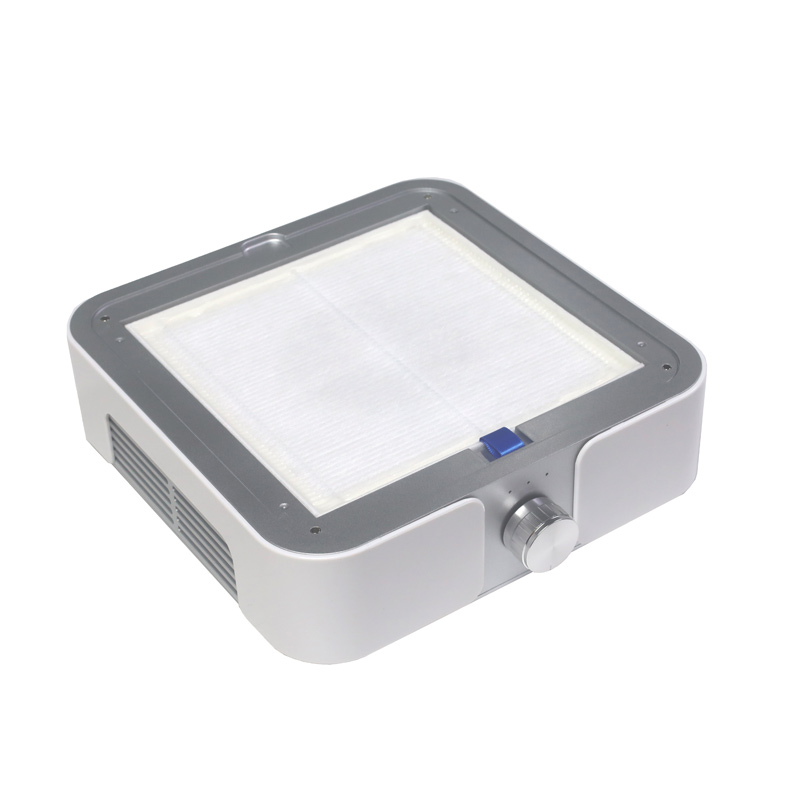 Odsavač nehtového prachu s nastavitelnou rychlostí